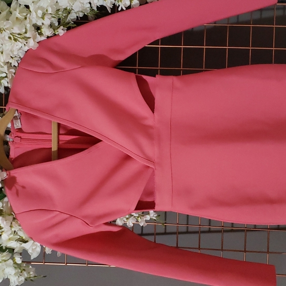 Bodycon pink dress - Picture 3 of 7